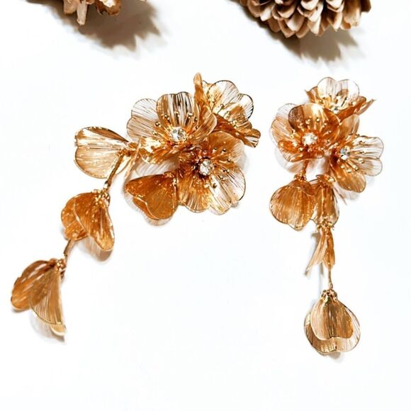 Flower statement  earrings M113 - Picture 4 of 7